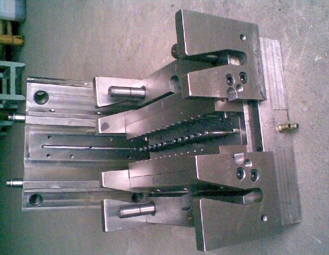 深圳模具廠,什么是注塑模具？